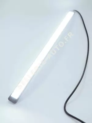 Barrette d'éclairage led étanche12V utilitaire & fourgon